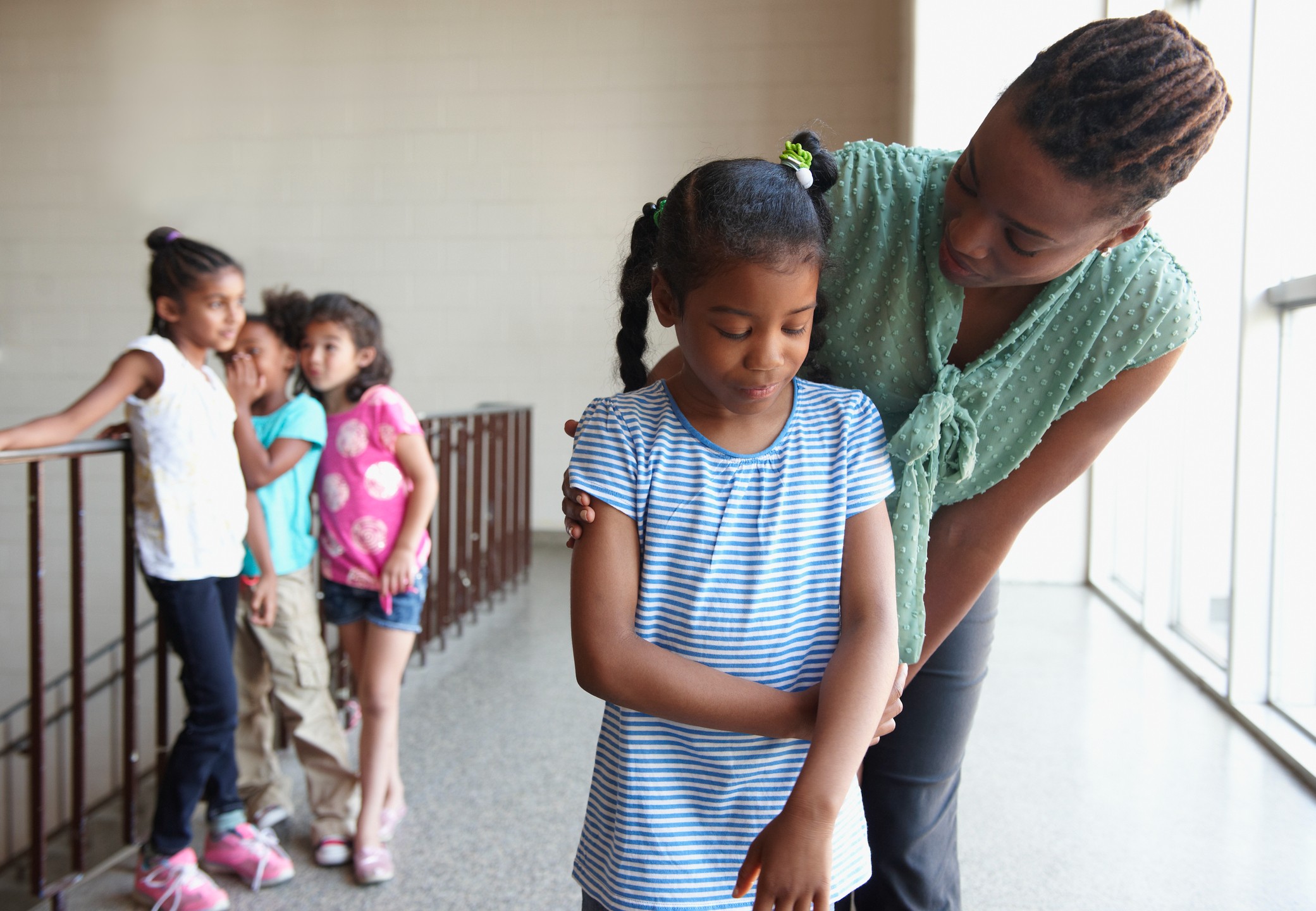 Imagem do Artigo: 3 DICAS PARA DISCUTIR OLIMPÍADAS E BULLYING NA ESCOLA COM ALUNOS DO ENSINO FUNDAMENTAL E MÉDIO