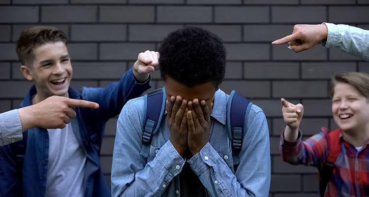 Imagem do Artigo: Como documentar um caso de bullying corretamente (sem cometer erros que podem prejudicar a escola)